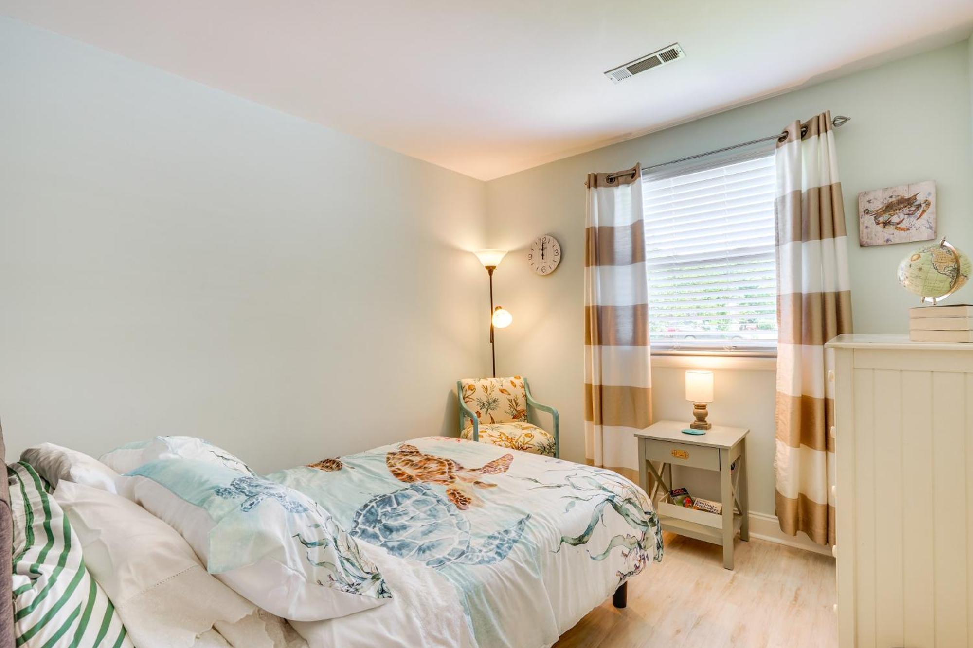 Cozy Goose Creek Escape With Patio And Grill Vila Exterior foto